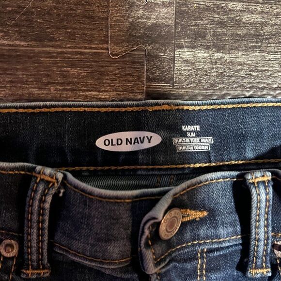 Old Navy Boys Karate Built-In Flex Max Slim Jeans - Picture 2 of 3